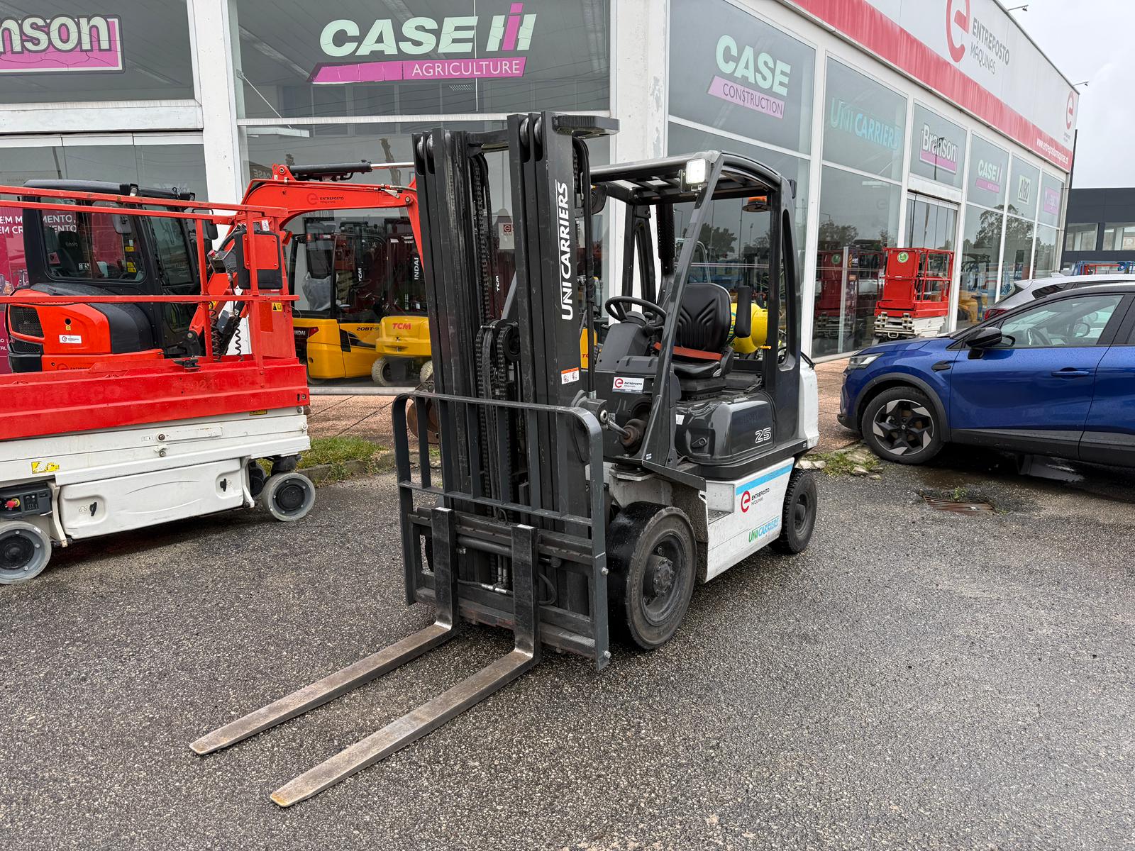 Empilhador Unicarriers