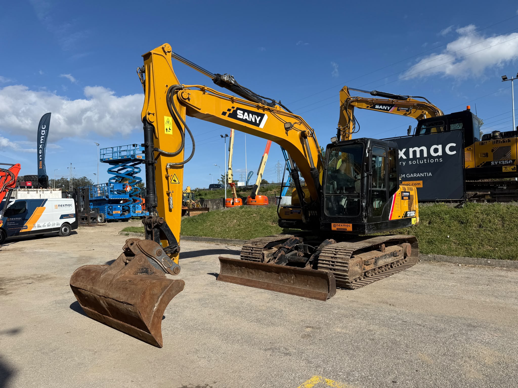 Sany Sy135c Lamina